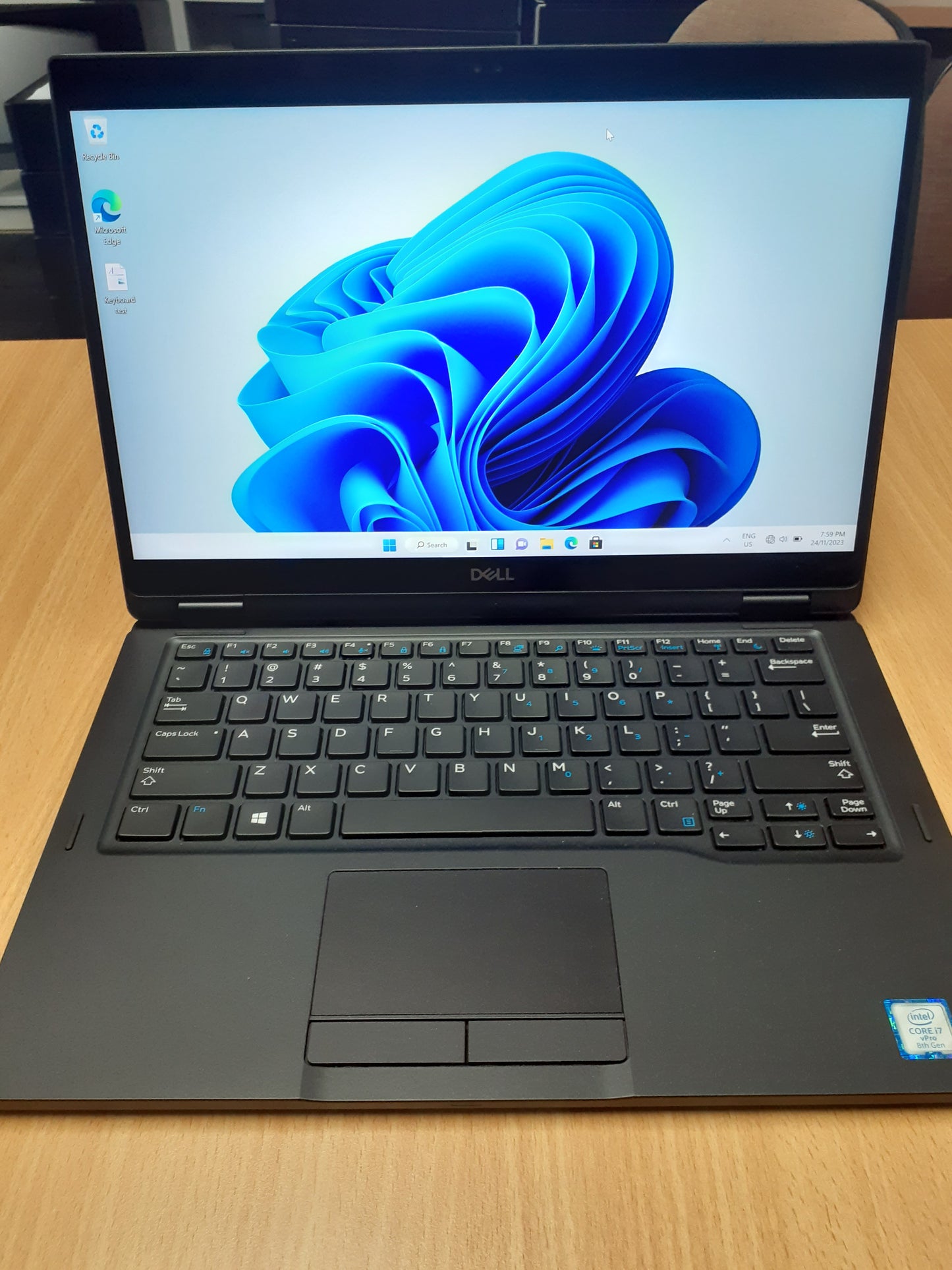 Dell Latitude 7390